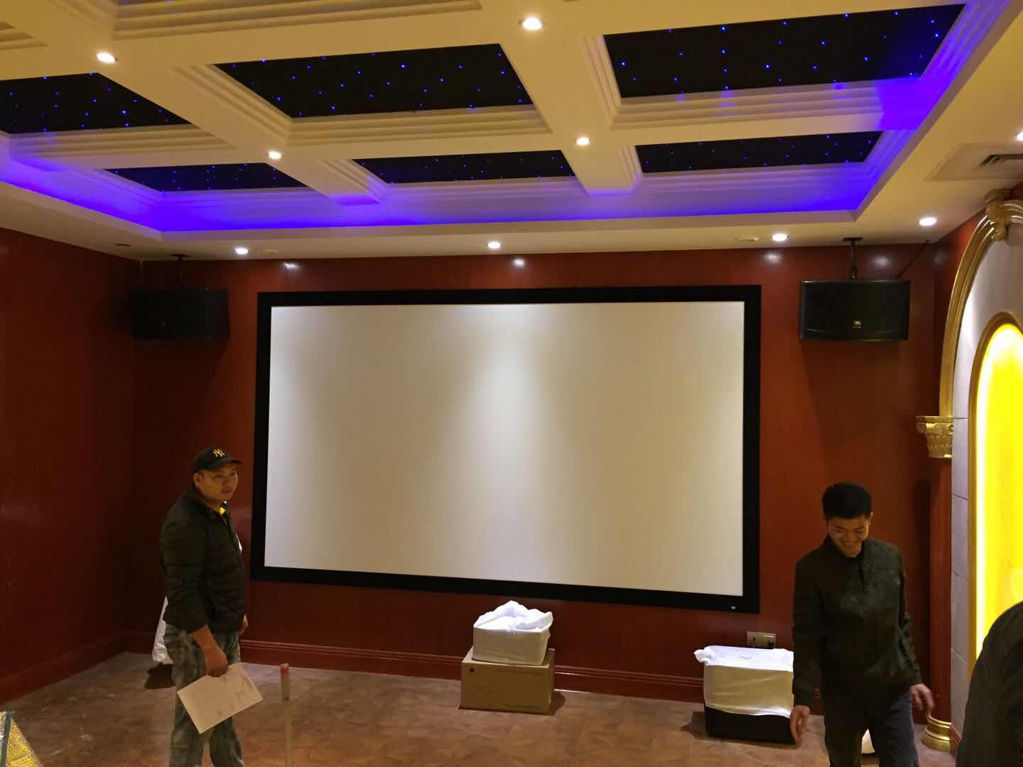 廣州御湖名邸現代宮殿式家庭影院KTV實體案例